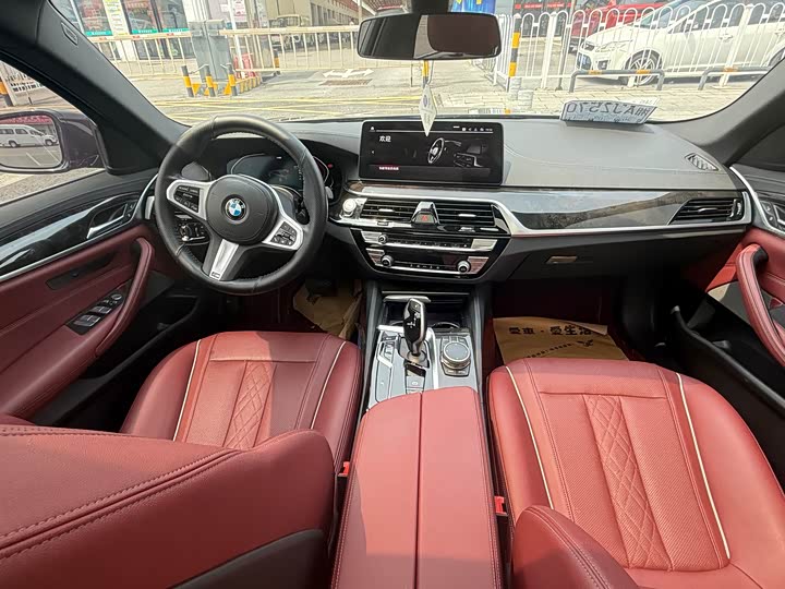 Фото 6 - BMW 5 Series