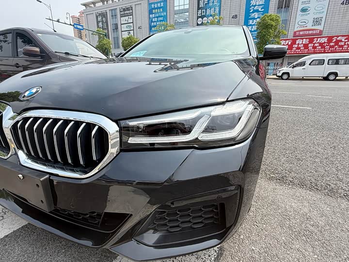 Фото 8 - BMW 5 Series