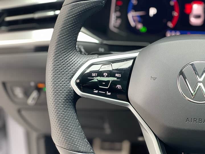 Фото 31 - Volkswagen CC