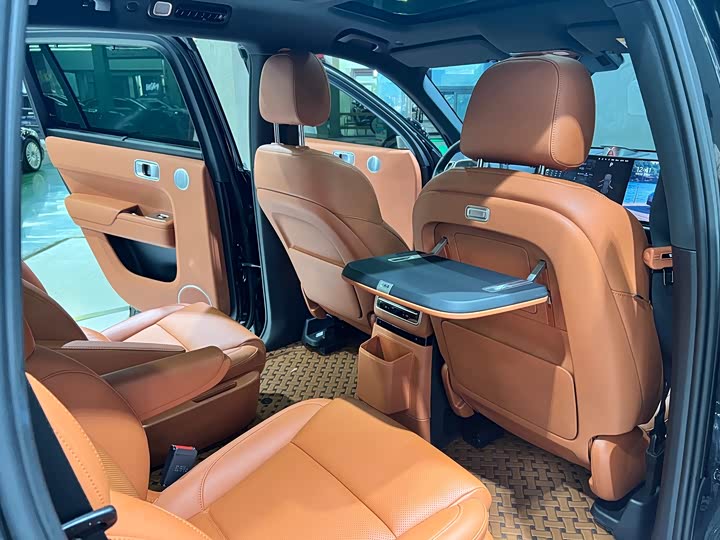 Фото 11 - LiXiang L9