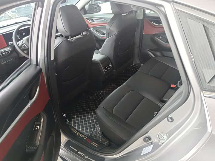 Фото 5 - Changan Eado Plus