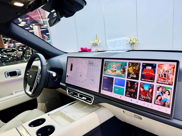 Фото 19 - LiXiang L7