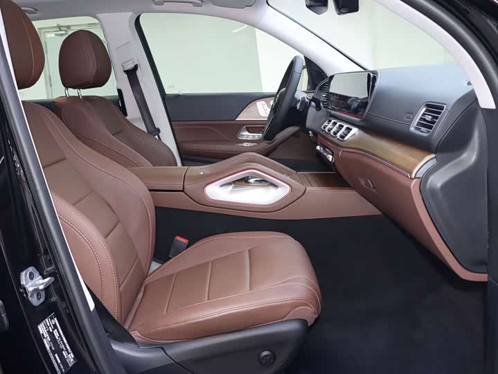 Фото 13 - Mercedes-Benz GLE-Class