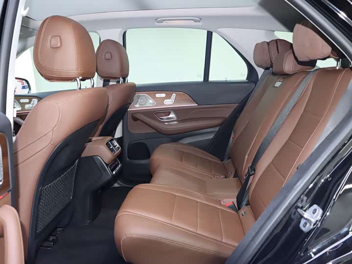 Фото 15 - Mercedes-Benz GLE-Class