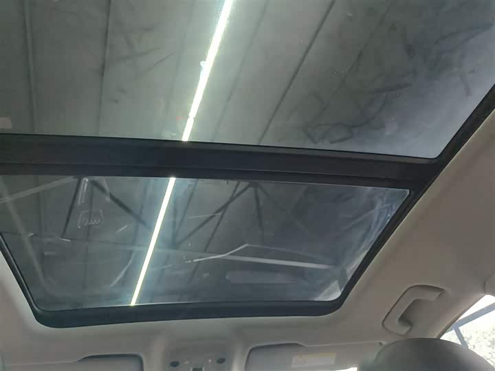 Фото 18 - Audi Q3