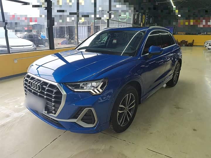 Фото 2 - Audi Q3