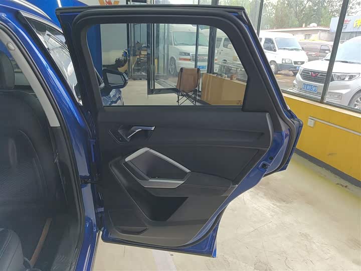 Фото 27 - Audi Q3