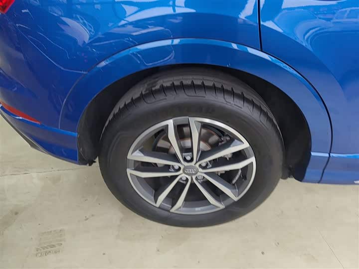 Фото 29 - Audi Q3