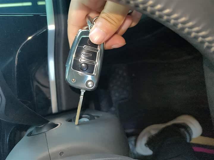 Фото 9 - Audi Q3