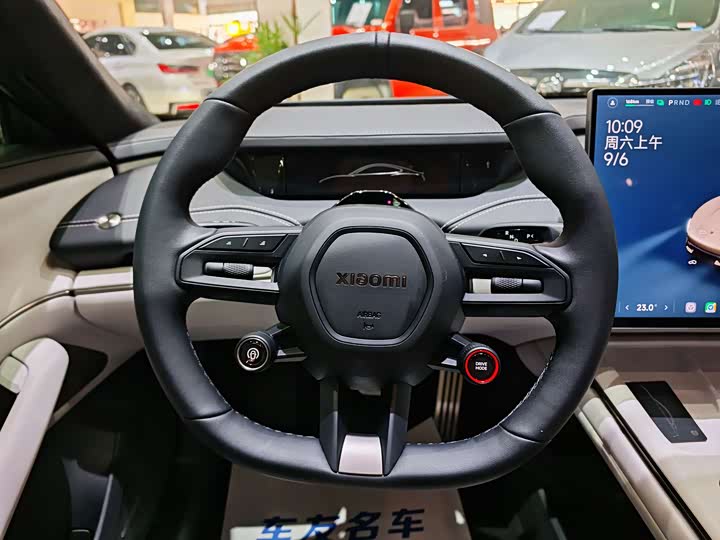 Фото 10 - Xiaomi SU7