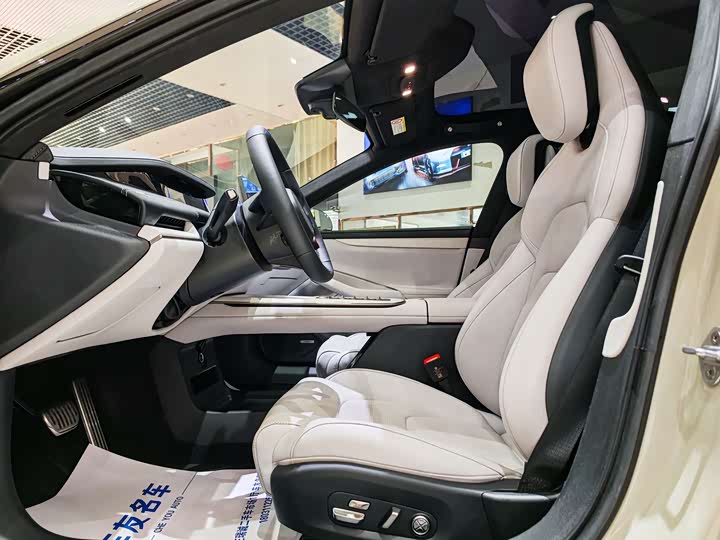 Фото 6 - Xiaomi SU7