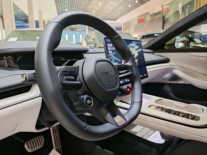 Фото 7 - Xiaomi SU7