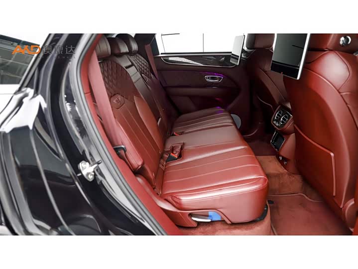 Фото 8 - Bentley Bentayga