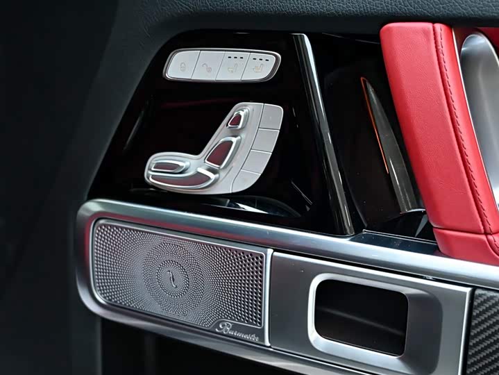 Фото 22 - Mercedes-Benz G-Class AMG