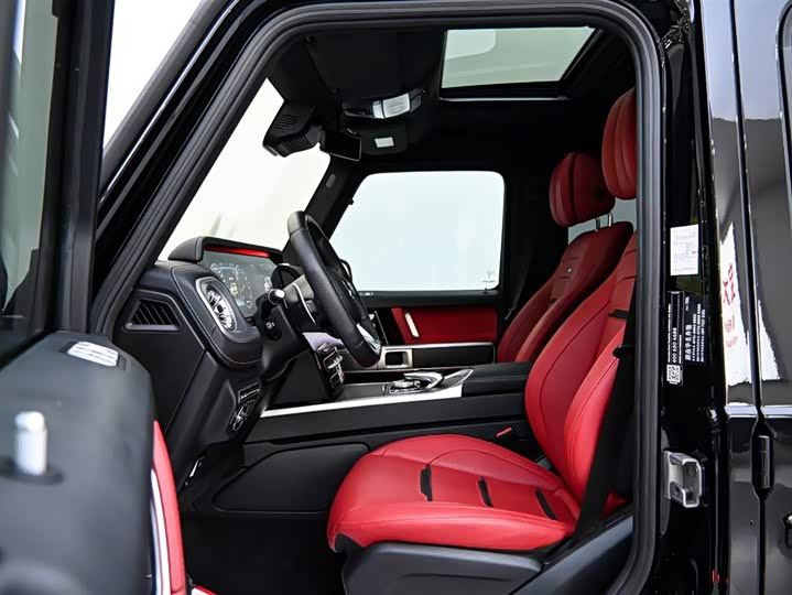 Фото 9 - Mercedes-Benz G-Class AMG