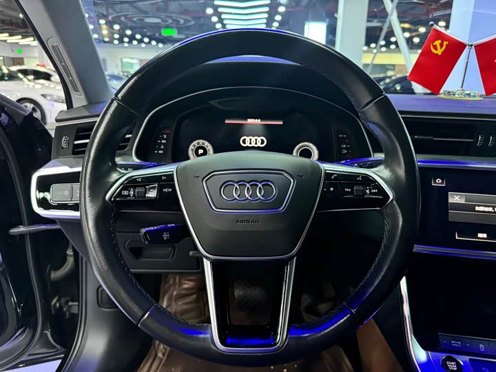 Фото 6 - Audi A6L