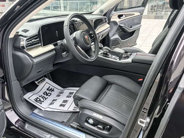 Фото 13 - Hongqi H9