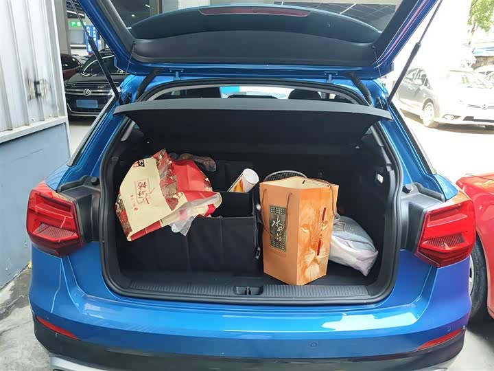 Фото 19 - Audi Q2L e-tron