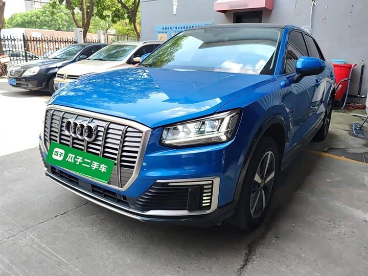 Фото 2 - Audi Q2L e-tron