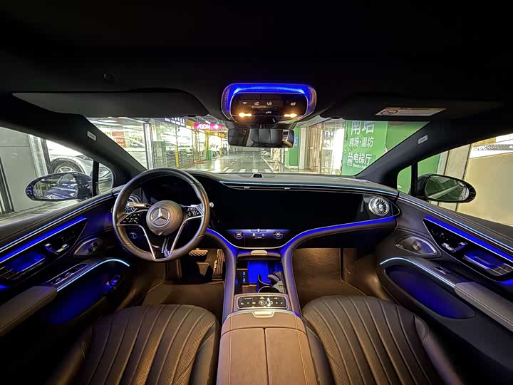 Фото 7 - Mercedes-Benz EQS