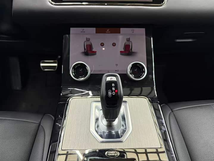 Фото 12 - Land Rover Range Rover Evoque L