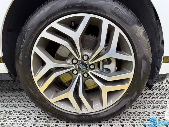 Фото 14 - Land Rover Range Rover Evoque L