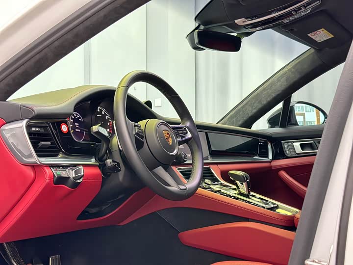 Фото 18 - Porsche Panamera Hybrid