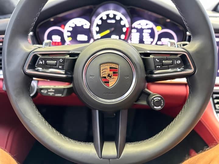 Фото 22 - Porsche Panamera Hybrid