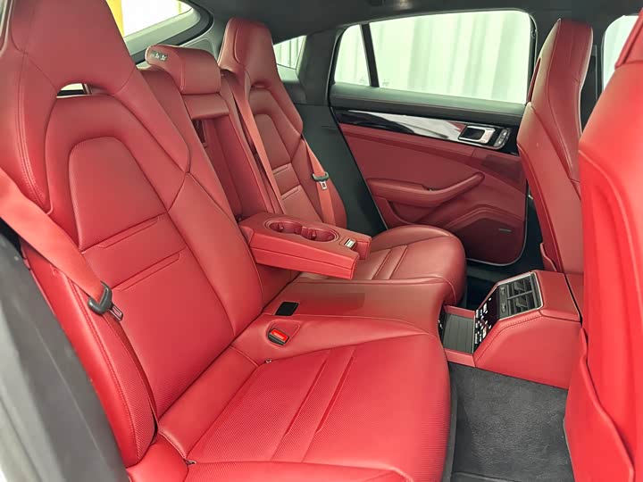 Фото 29 - Porsche Panamera Hybrid