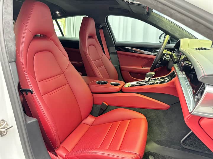 Фото 35 - Porsche Panamera Hybrid