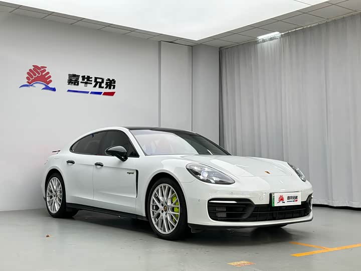 Фото 6 - Porsche Panamera Hybrid