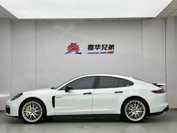 Фото 9 - Porsche Panamera Hybrid