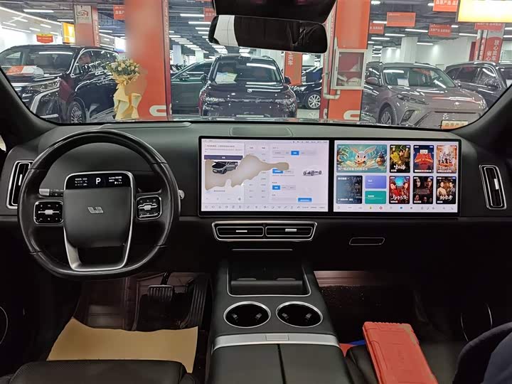 Фото 10 - LiXiang L8