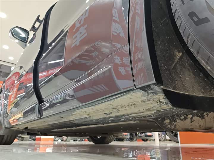 Фото 22 - LiXiang L8