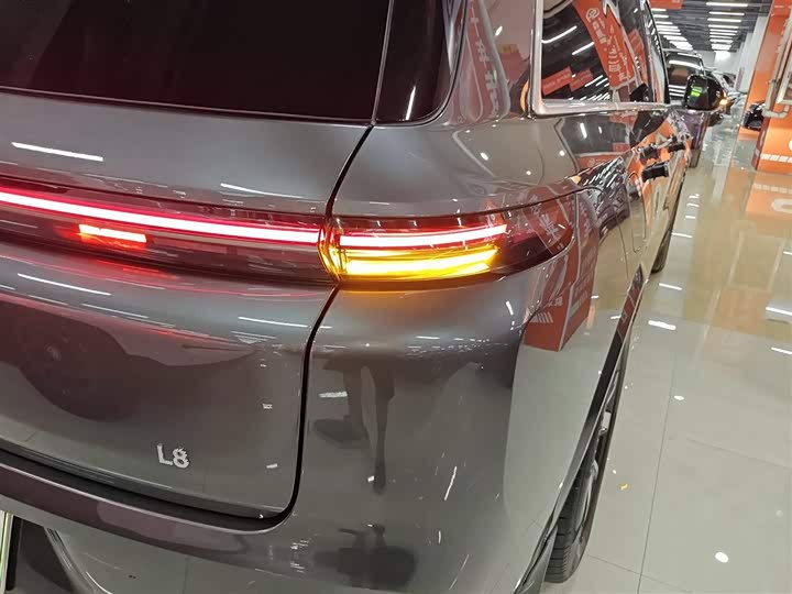 Фото 8 - LiXiang L8