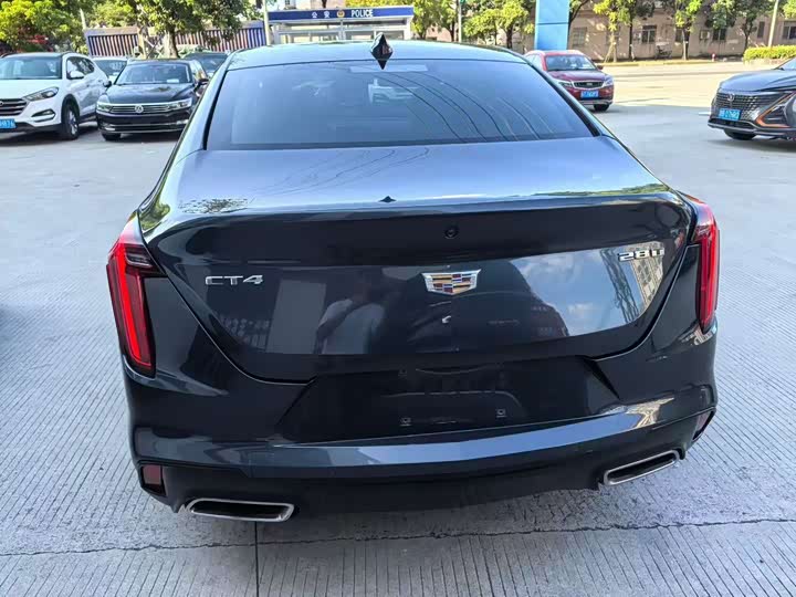 Фото 4 - Cadillac CT4