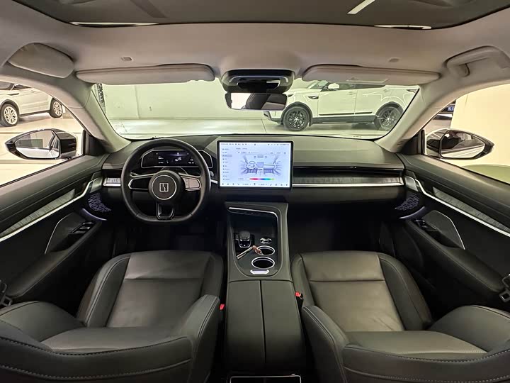 Фото 10 - Zeekr 001