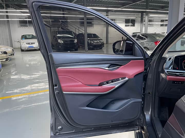 Фото 8 - Changan CS75 Plus