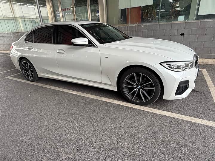 Фото 4 - BMW 3 Series