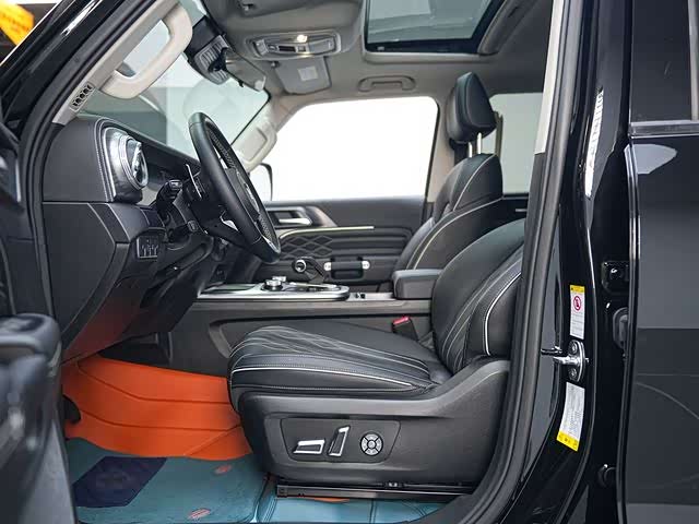 Фото 8 - Tank 300