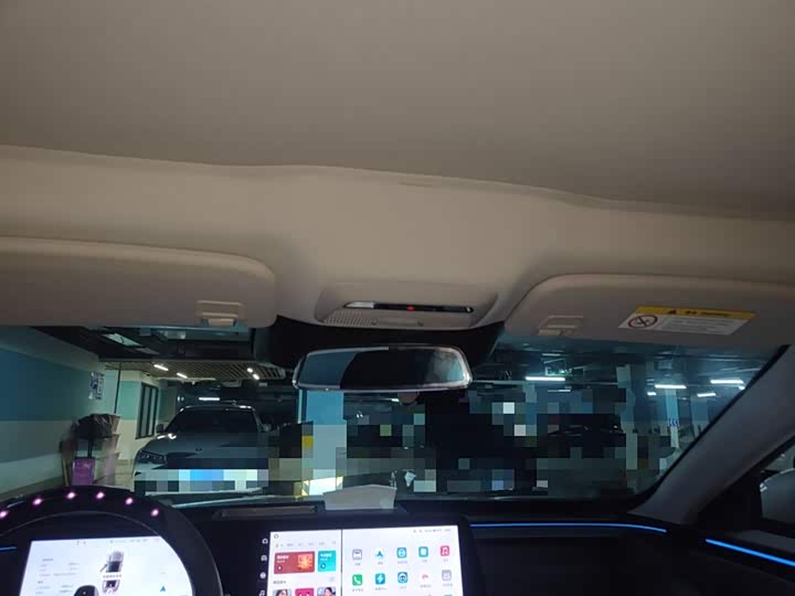 Фото 9 - XPeng P7