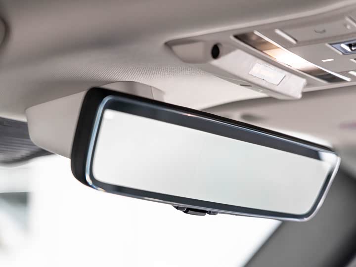 Фото 19 - Land Rover Defender