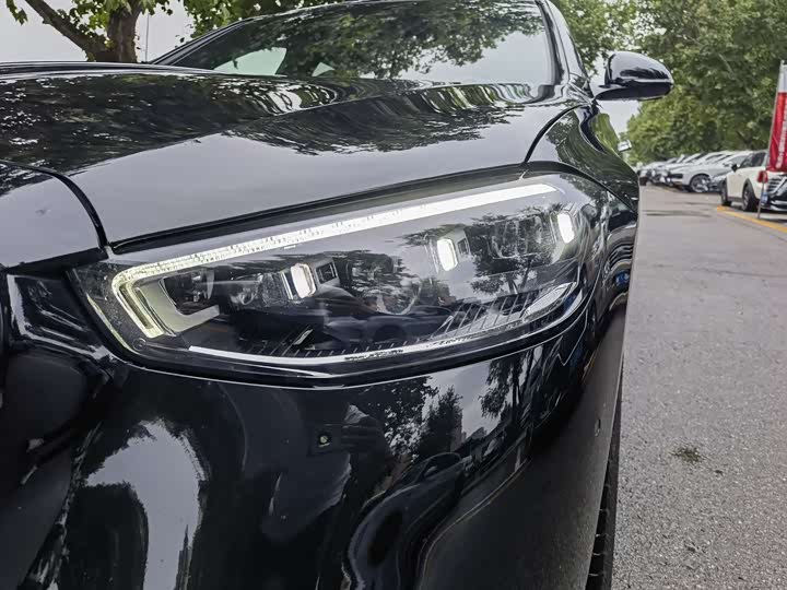 Фото 13 - Mercedes-Benz Maybach S-Class