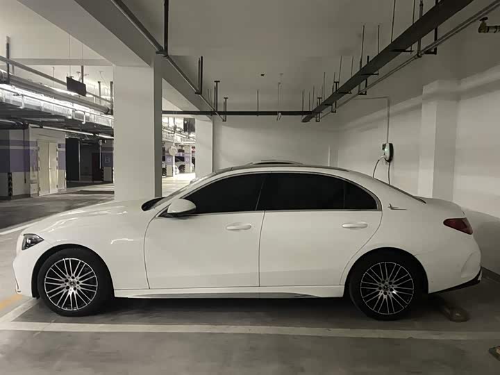 Фото 8 - Mercedes-Benz C-Class