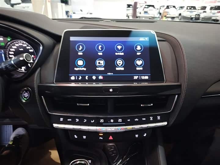 Фото 13 - Cadillac CT5