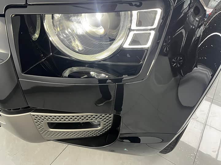 Фото 13 - Land Rover Defender