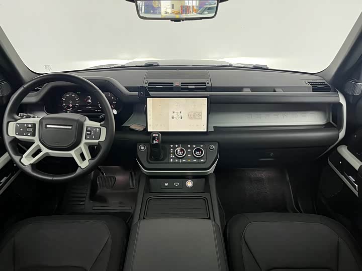 Фото 8 - Land Rover Defender