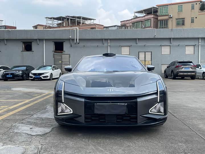 Фото 2 - HiPhi Z