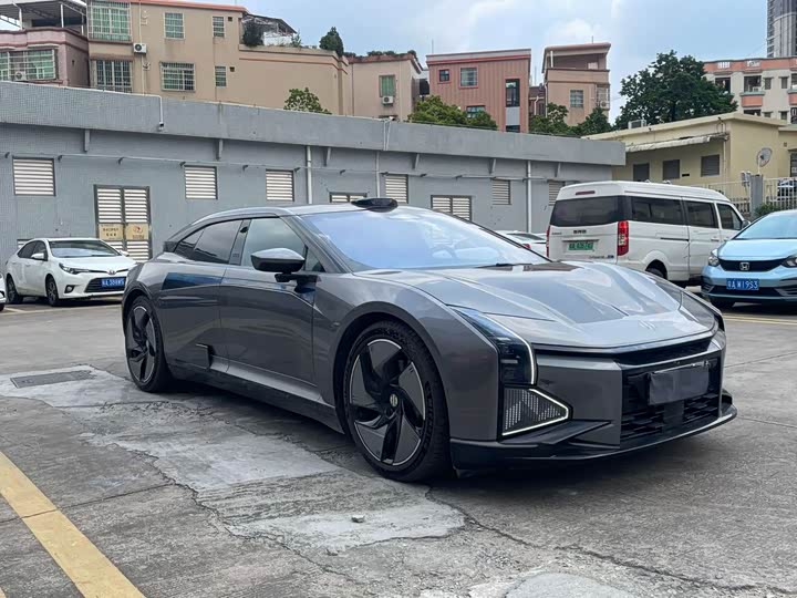 Фото 3 - HiPhi Z