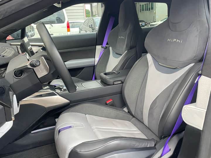 Фото 5 - HiPhi Z